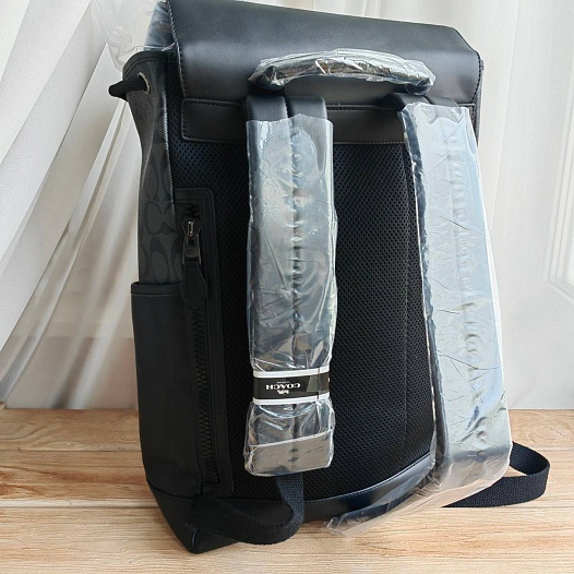Кожаный рюкзак Coach Rivington 39x26 см   