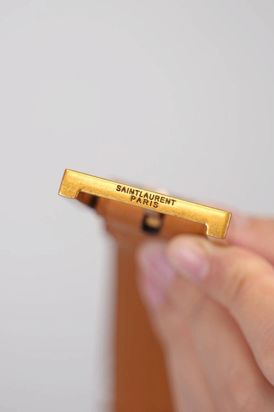 Кожаный ремень Yves Saint Laurent (ширина 3 см, длина 80 / 85 см)