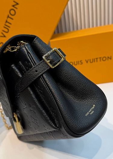 Кожаная сумка Louis Vuitton Anytime Flap premium 29.5x18.5x9.5 см   