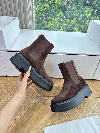 Женские замшевые сапоги The Row premium - Brown   