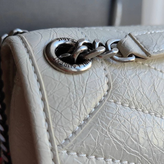 Кожаная сумка Yves Saint Laurent Niki Medium Blanc Vintage 28x21 см