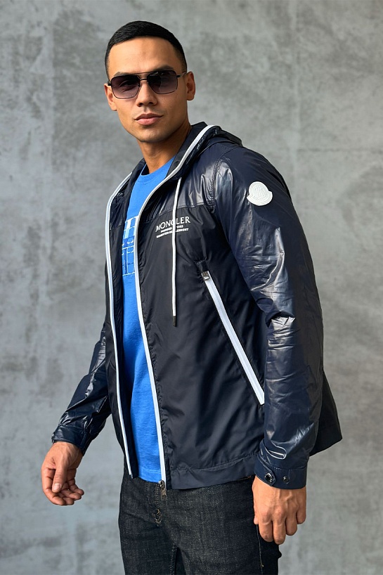 Мужская тёмно-синяя ветровка Moncler Vaugirard