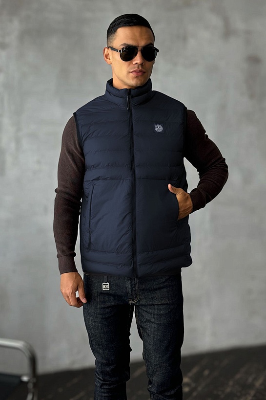 Мужской жилет тёмно-синего цвета Stone Island compass badge