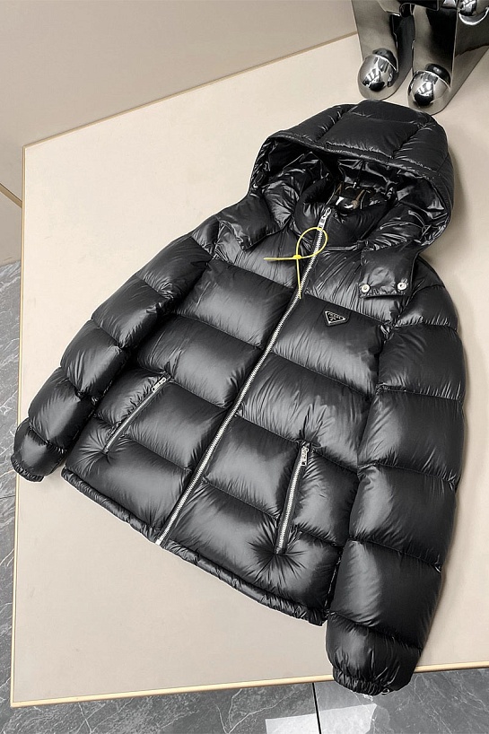 Мужской пуховик Prada logo-plaque - Black