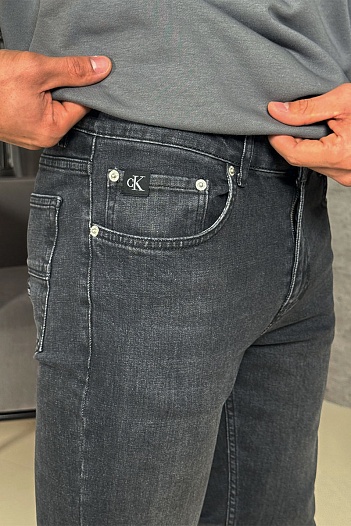 Мужские чёрные джинсы Calvin Klein logo-embroidered   