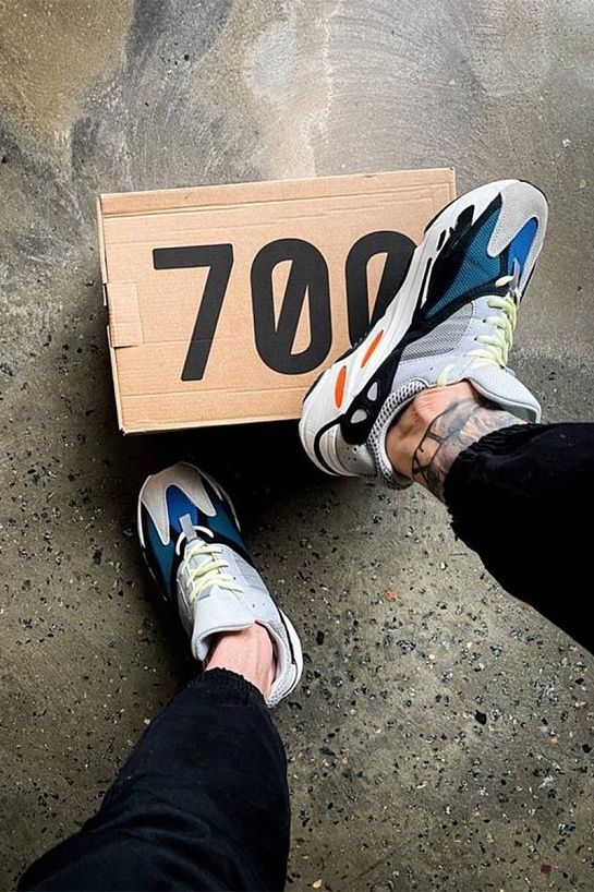 Кроссовки Adidas Yeezy Boost 700 "Wave Runner"