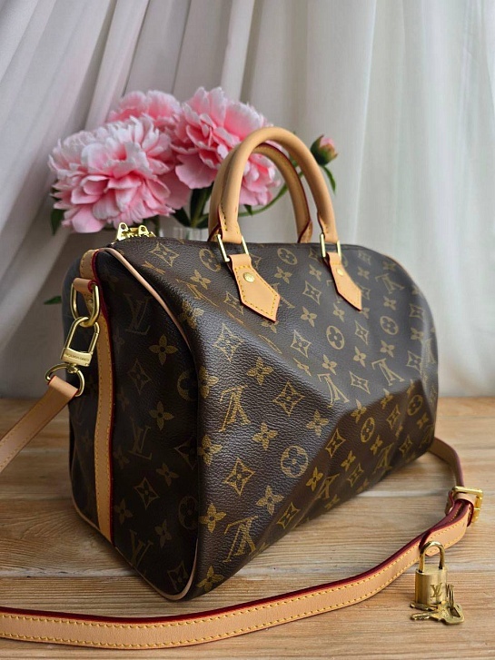 Кожаная сумка Louis Vuitton Speedy Bandouliere 30x20 см