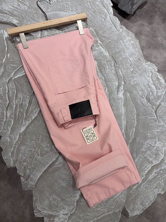 Розовые женские джинсы Loewe