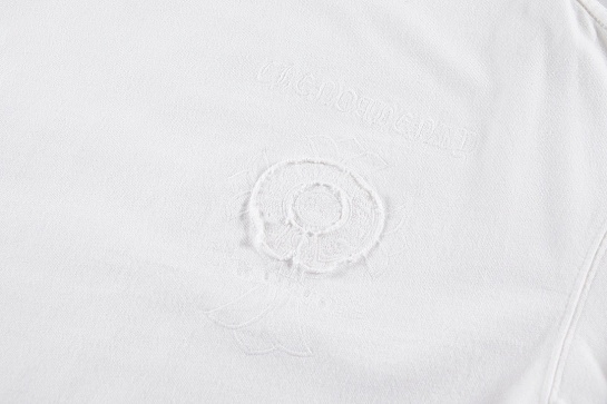 Белая оверсайз футболка Gothic logo