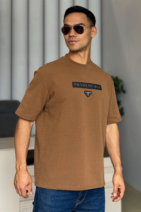 Коричневая оверсайз футболка Prada Milano metallic-logo