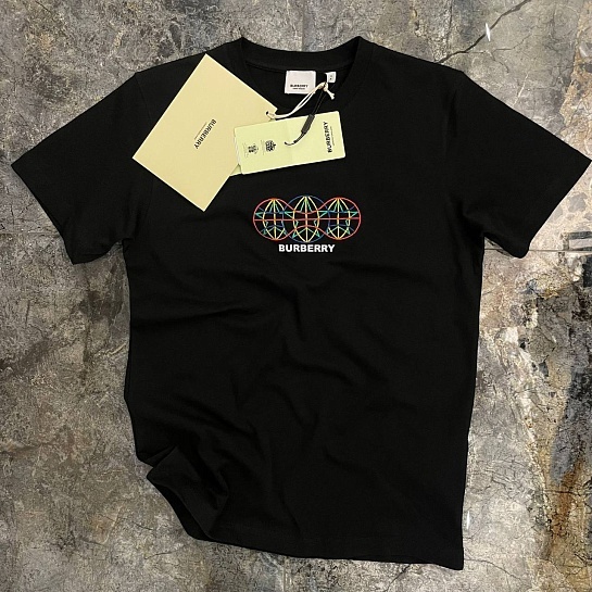 Мужская чёрная футболка Burberry Globe Graphic
