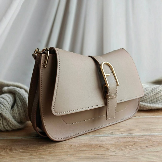 Кожаная сумка Furla Flow Mini 25x18 см   