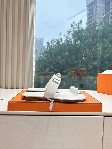 Женские кожаные шлёпанцы Hermes July Kelly premium   