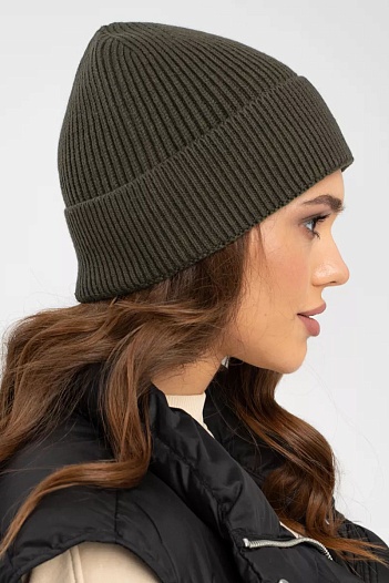 Шапка цвета хаки Emporio Armani logo-plaque   