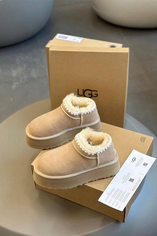 Женские зимние слиперы с мехом UGG Tasman