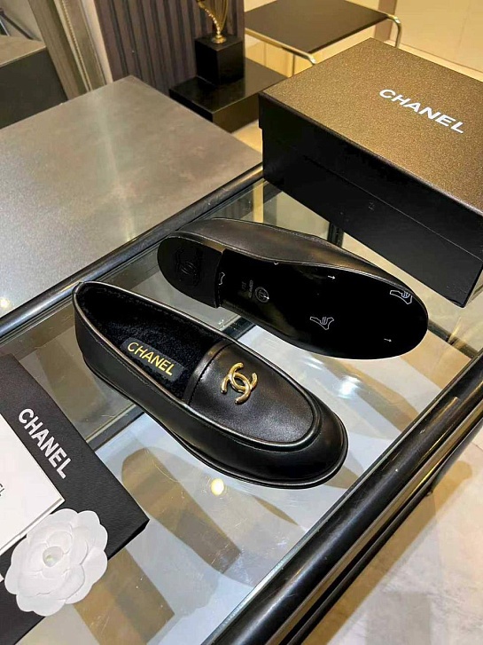 Женские кожаные лоферы Chanel premium