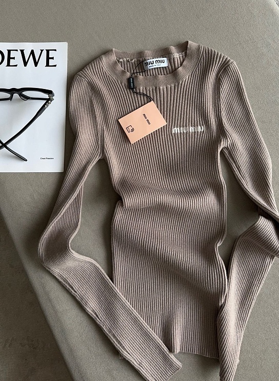 Женская бежевая кофта MIU MIU