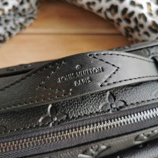 Кожаная сумка Louis Vuitton S Lock Messenger Tasche 24x17x8 см