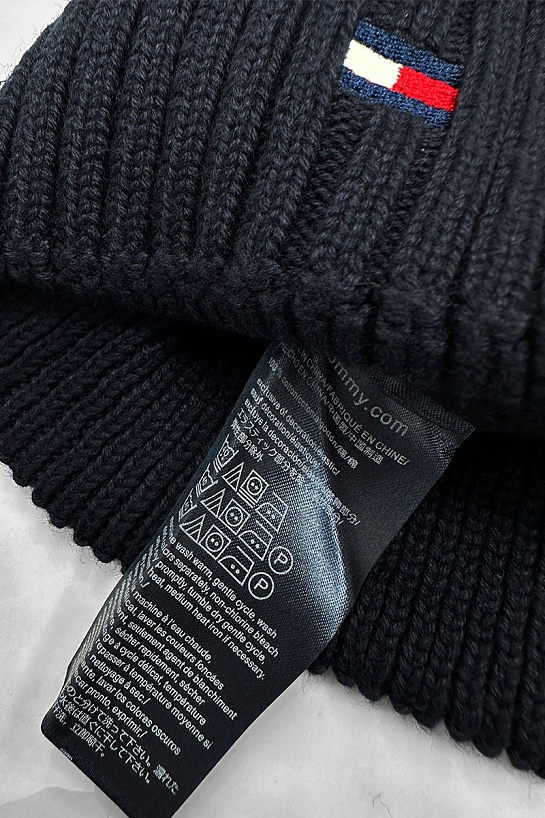 Шапка тёмно-синего цвета Tommy Hilfiger Pima