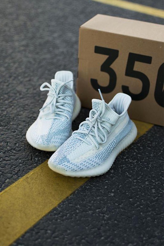 Кроссовки Adidas Yeezy Boost 350 V2 - Cloud White