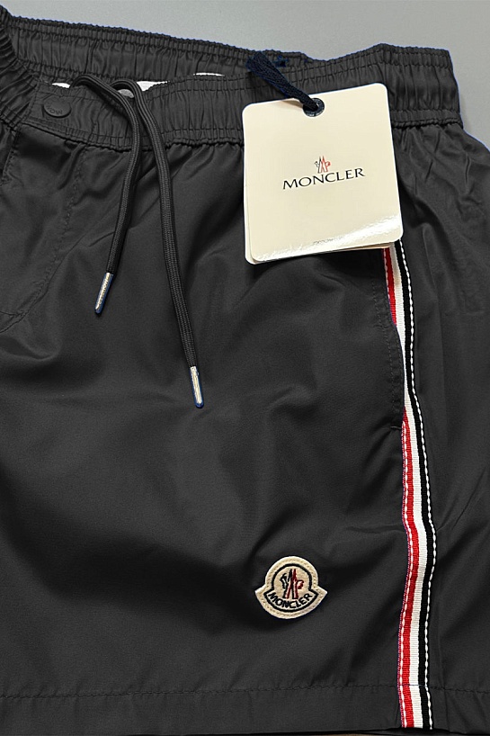 Мужские чёрные шорты Moncler logo-patch