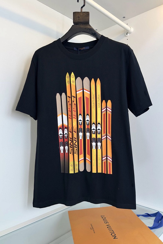 Чёрная оверсайз футболка Louis Vuitton Premium