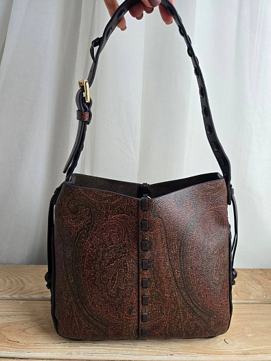 Кожаная сумка Etro с узором пейсли 24x18 см   