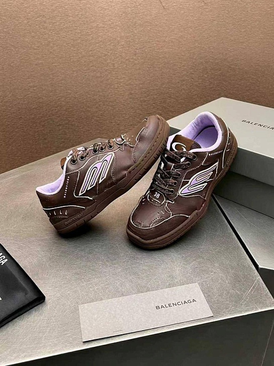 Женские кожаные кроссовки Balenciaga Hamptons Worn-Out premium