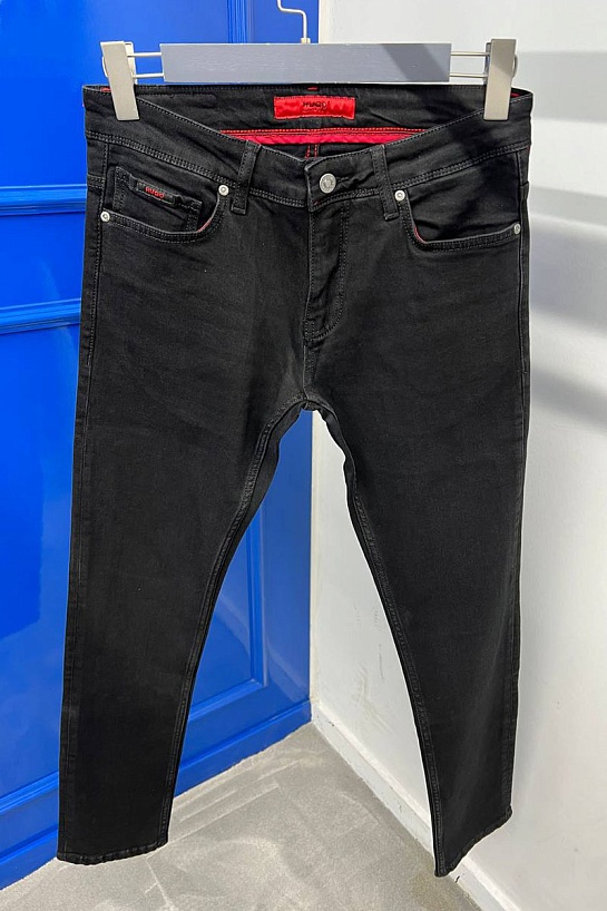 Мужские чёрные джинсы Hugo Boss