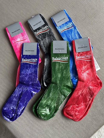 Женские носки Balenciaga розового цвета   