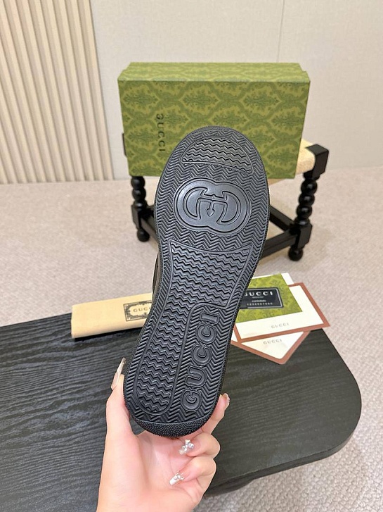 Мужские кожаные кроссовки Gucci