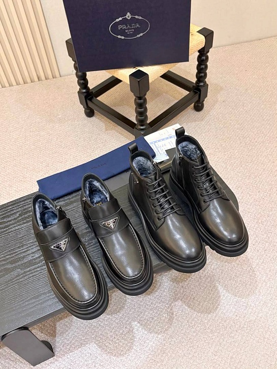 Кожаные ботинки с мехом Prada premium