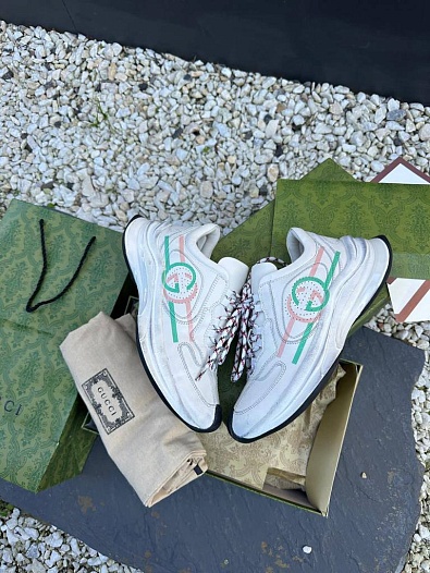 Женские кожаные кроссовки Gucci GG Run   