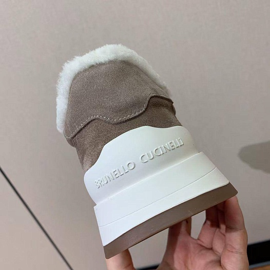 Женские замшевые кроссовки с мехом Brunello Cucinelli premium   