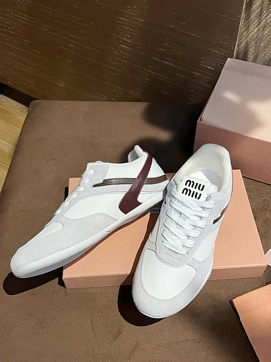 Замшевые женские кроссовки MIU MIU   