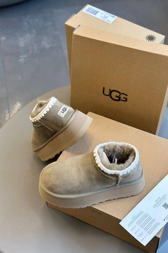 Женские зимние слиперы с мехом UGG Tasman