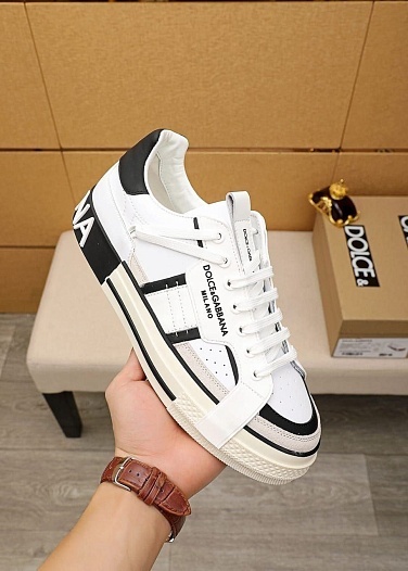 Женские кожаные кроссовки Dolce & Gabbana   