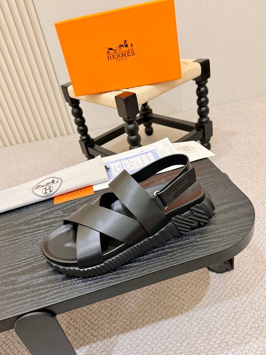 Мужские кожаные шлёпанцы Hermes Electric