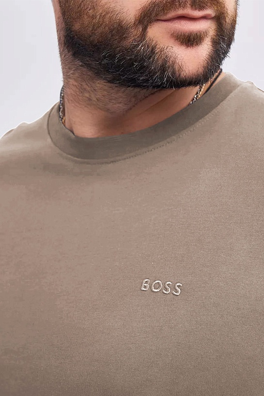 Мужской лонгслив Hugo Boss бежевого цвета