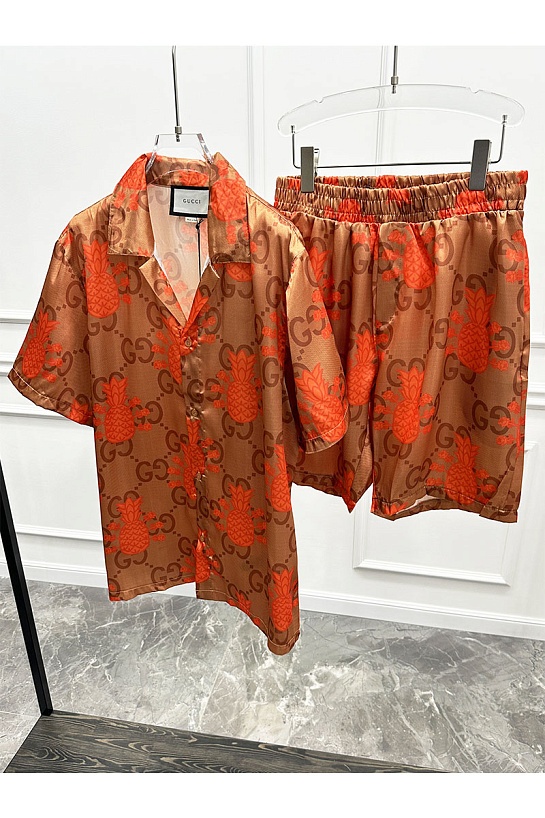 Мужские шорты Gucci logo all-over - Brown
