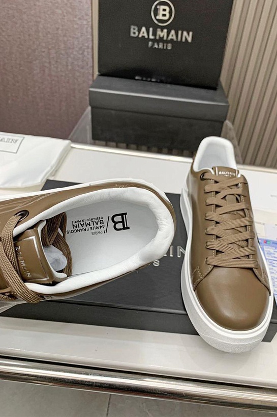 Кожаные кроссовки Balmain бежевого цвета