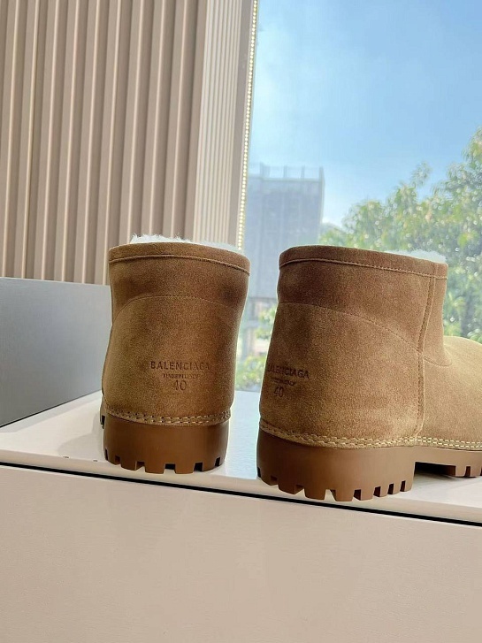 Женские ботинки Balenciaga Alaska Fur Bootie Premium - Brown