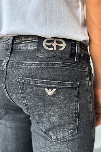 Мужские чёрные джинсы Emporio Armani logo-plaque   