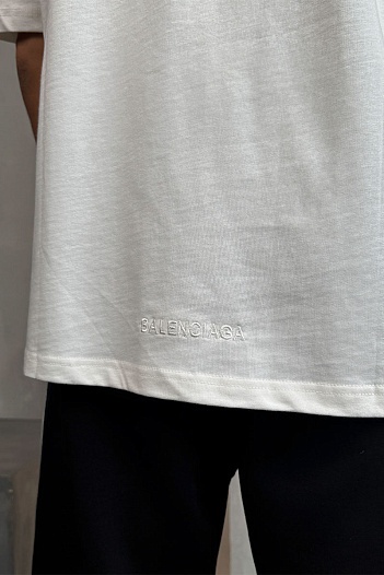 Белая оверсайз футболка Balenciaga logo print   