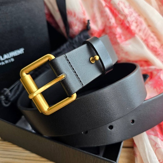 Женский кожаный ремень Yves Saint Laurent (длина  85 / 90 см)