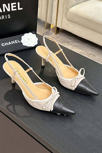 Женские кожаные туфли на каблуке Chanel premium   