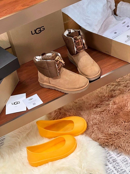 Женские замшевые ботинки UGG Classic Maxi Toggle Mini - Chestnut