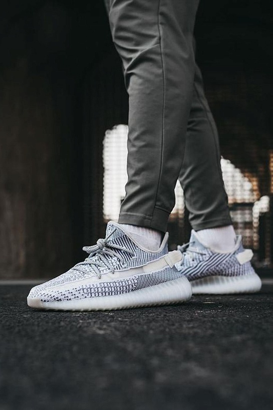 Кроссовки Adidas Yeezy Boost 350 V2 “Static” Reflective
