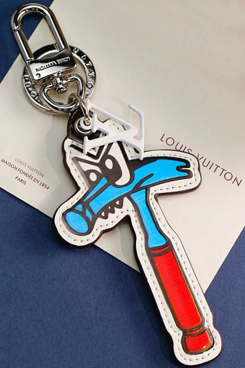 Брелок Louis Vuitton Hammer   