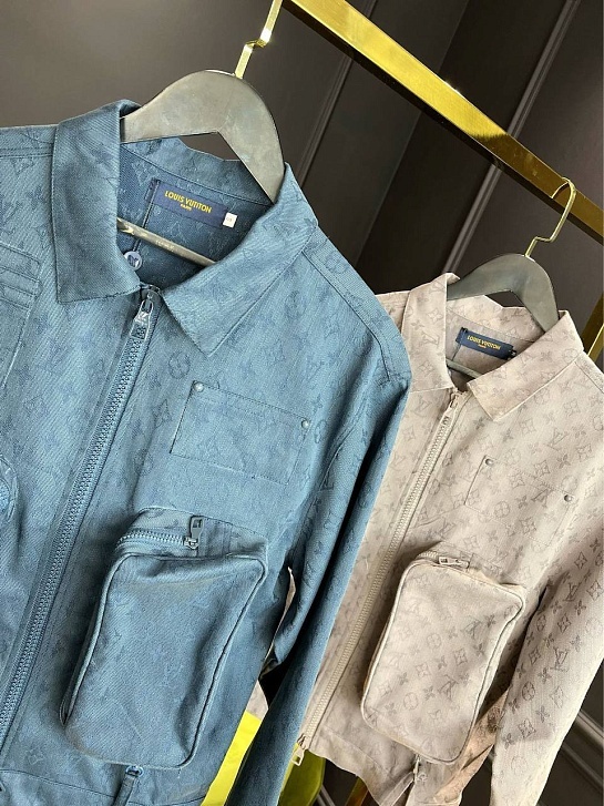 Женская синяя куртка Louis Vuitton Monogram all-over